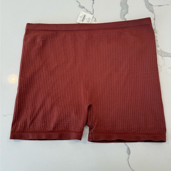 Anthropologie Regan Seamless Boyshorts l/xl in wine NWT - Picture 3 of 9